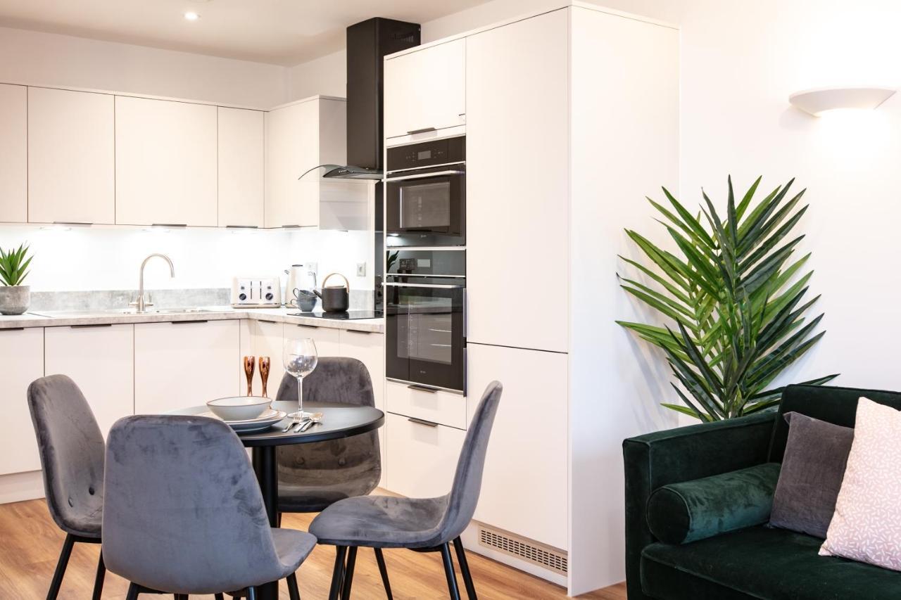 City Centre - Free Parking - Stylish 2 Bedroom Apartment Bristol Kültér fotó