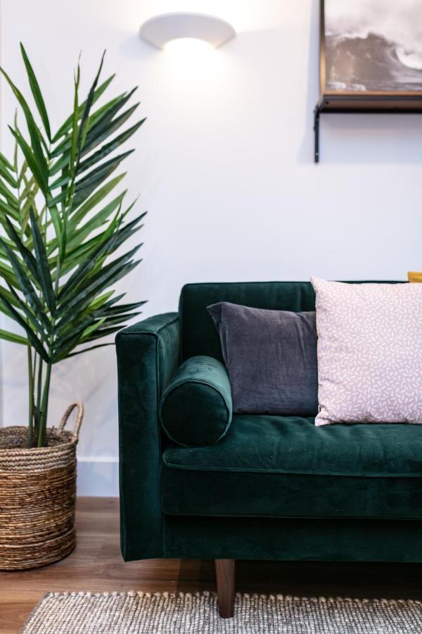 City Centre - Free Parking - Stylish 2 Bedroom Apartment Bristol Kültér fotó