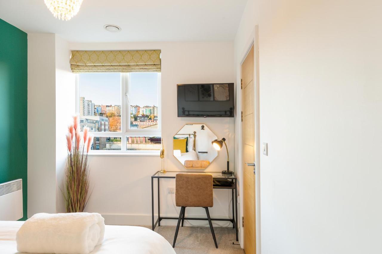 City Centre - Free Parking - Stylish 2 Bedroom Apartment Bristol Kültér fotó